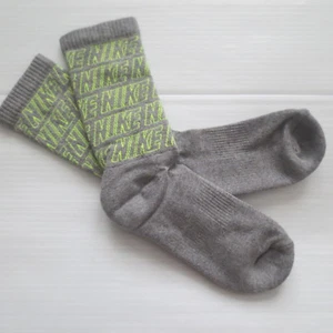 Nike Youth Performance Crew Socks - SX5815 - Gray - Size M - NEW - Picture 1 of 4