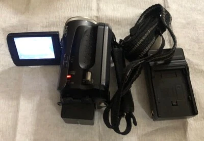 JVC HARD DISK CAMCORDER - Image 1 of 4