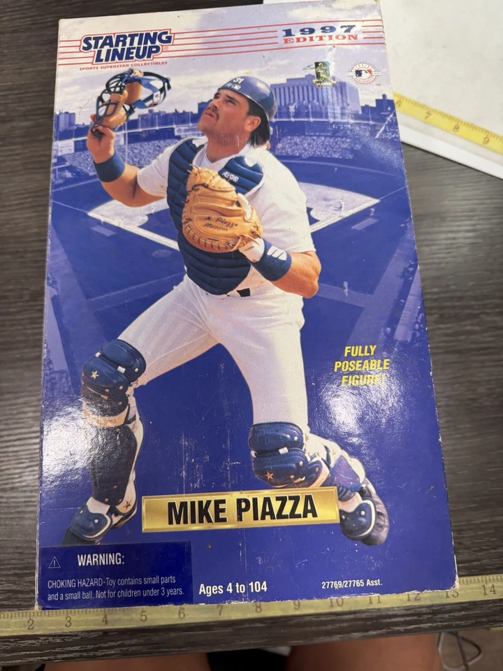 1997 Starting Lineup Mike Piazza Ken Griffey Jr 12 Inch Action Figure by Kenner