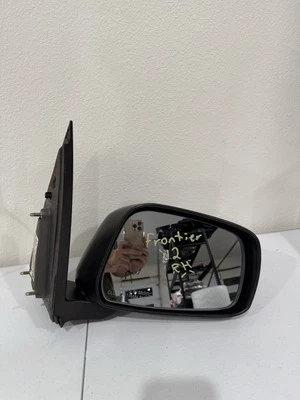 Espejo retrovisor derecho Nissan Frontier 2005-2012 OEM usado  Foto 1 de 4