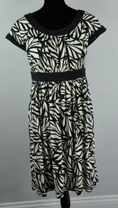 Maggy London Womens 12 Fit & Flare Dress Short Sleeve Black & Cream Waist Band - Picture 1 of 5