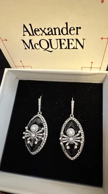 Hermoso pendiente de plata vintage de Alexander McQueen Foto 1 de 4
