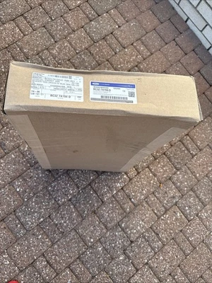 Ford OEM GENUINO 11-23 E-350 Super Duty Transmisión-Trans Pan BC3Z7A194D Foto 1 de 4