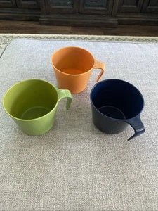 3 tazze da campeggio vintage Coleman - Foto 1 di 3