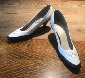 Vintage 80’s 90’s Talbots Damen Heels Schuhe Leder Navy Weiß Blau Workwear - Bild 1 von 10