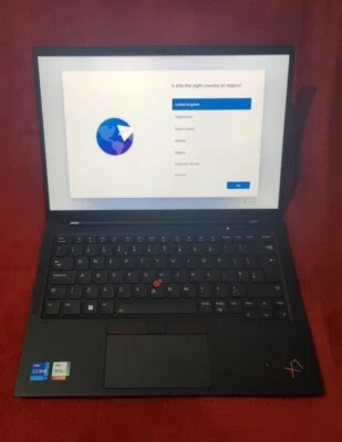 LENOVO X1 CARBON GEN 11 i7 1355u-13th Gen 1TB 32GB Thinkpad win 11 Pro ***NEW*** - Image 1 of 4