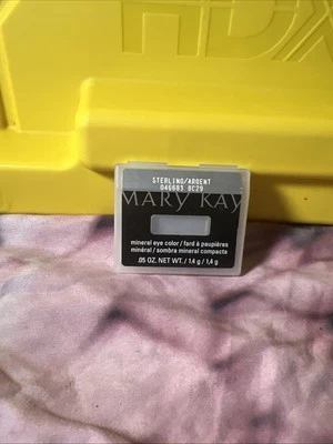 NEW Mary Kay Mineral Eye Color STERLING 046683 .05 oz. DISCONTINUED - Image 1 of 4