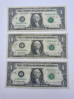 Lot Of 3 1995 STAR One Dollar Notes - B, F, I Series, Green Stamps,Low Serial #s - Image 1 of 2