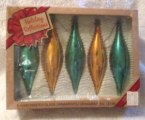Holiday Reflections~Glass Christmas Decorations~5 3/8" Length~Gold & Green - Picture 1 of 12