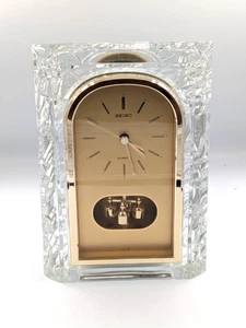 Vintage SEIKO Desk Mantle Clock Crystal Quartz QQZ127S Japan - Picture 1 of 9