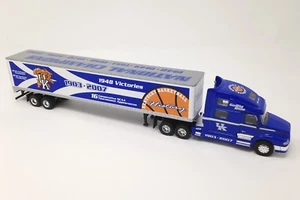 Kentucky Wildcats Basketball VOLVO 770 Diecast 1 of 125 LIMITED EDITION - Picture 1 of 5