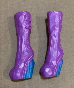 Ever After High Dolls Epic Winter Madeline Hatter Replacement Shoes Boots - Picture 1 of 2