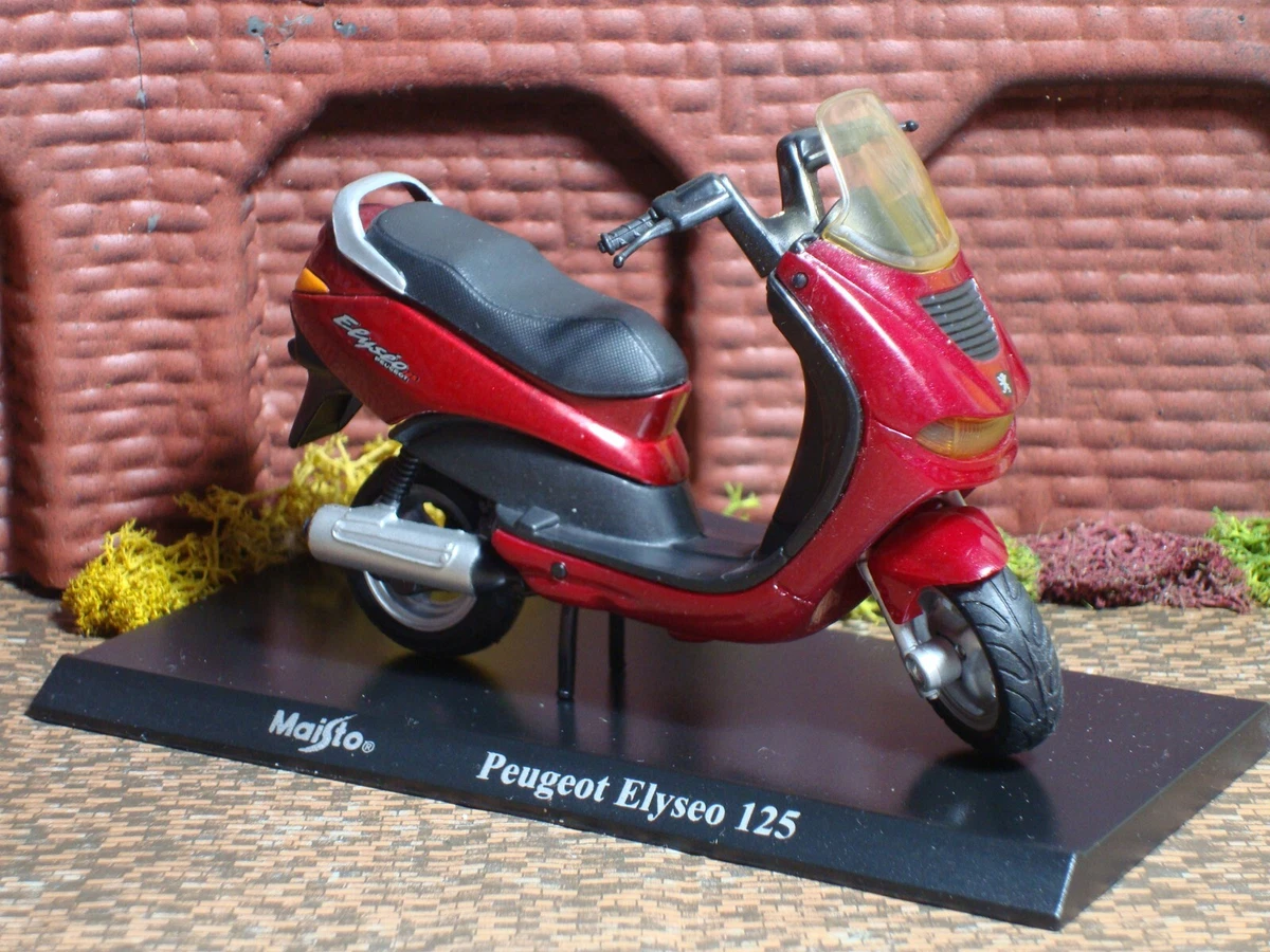MAISTO　バイクミニカー　PEUGEOT　ELYSEO１２５＆フィギュア MAISTO バイクミニカー PEUGEOT ELYSEO125＆フィギュア ミニカー