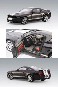 NEW AUTOART 1:18 2007 FORD MUSTANG SHELBY GT500 BLACK WITH WHITE STRIPES - Picture 1 of 5