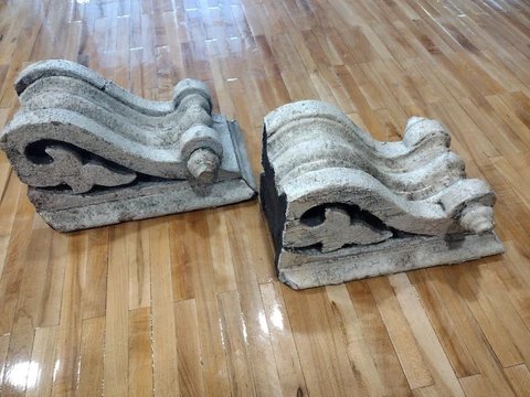 Pair Of Vintage Wood Architectural Antique Salvaged Corbels Victorian Plantation Cover