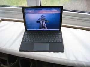 Microsoft Surface Pro 4 1724 i5 6300U 2.4GHz 4GB, 128GB SSD Win 11 Pro Ref 2l - Picture 1 of 3