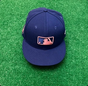 New Era MLB Logo Umpire Base Cap On Field Breast Cancer Patch Fitted Hat 7 3/8 - Bild 1 von 7