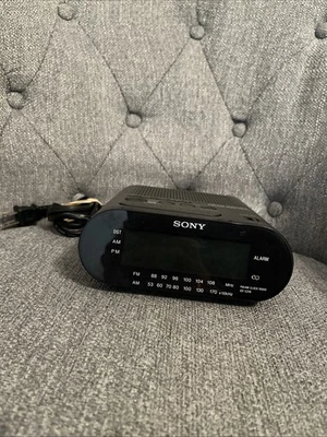 Radio Reloj Digital Sony Dream Machine FM/AM Modelo ICF-C218 Probado y Funcionando Foto 1 de 4