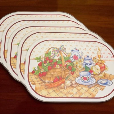 Vtg Greenbrier Studios Set of 5 Plastic Placemats Strawberries Tea Cottage Core — 第 1/4 张图片