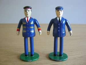Ertl Thomas & Friends Mr Conductor & Porter - Picture 1 of 4