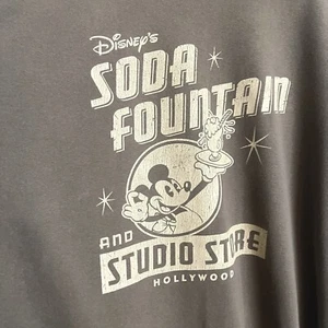 Vintage Disney Soda Fountain and Studio Store Hollywood T-shirt Mickey Gray XL - Picture 1 of 5
