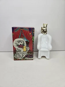 Vintage AVON Milk Glass "SITTING PRETTY" PERSIAN WOOD COLOGNE Fragrance Bottle - Picture 1 of 19