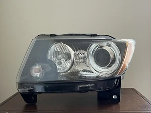 Jeep Grand Cherokee Headlight SRT 2012 2013 Xenon HID Left LH OEM Driver - Bild 1 von 7