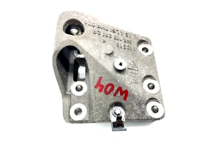 2008–2010 PORSCHE CAYENNE 957 FRONT RIGHT PASSENGER ENGINE MOUNT BRACKET OEM - Picture 1 of 8