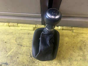 2011-2018 AUDI A1 8X 6 SPEED MANUAL GEARKNOB - Picture 1 of 2