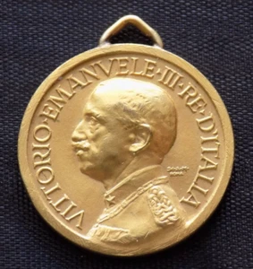 Medaglia nominativa Podestà di Cerreto di Spoleto 1926 Bronzo dorato rara - Picture 1 of 3