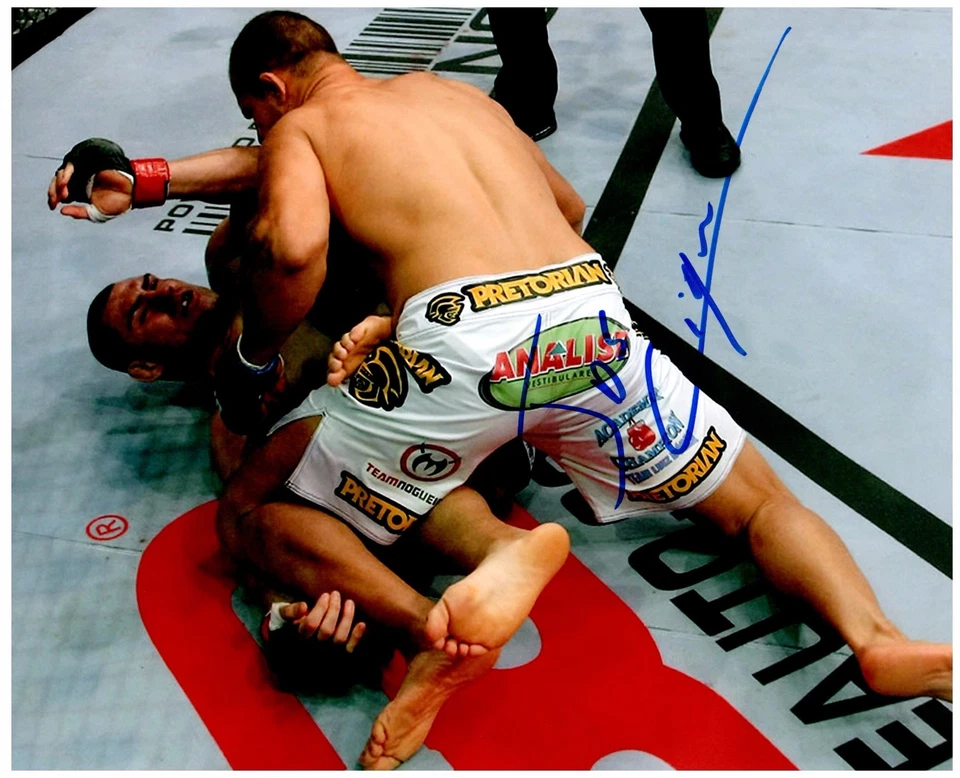JUNIOR DOS SANTOS autografado autografado UFC MMA 8X10 PIC. H - Imagem 1 de 1