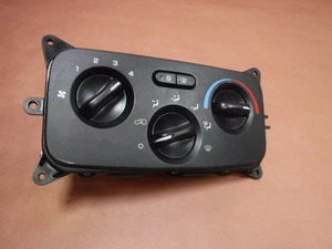 Jeep Liberty KJ 04-07 Heater A/C Controls Climate Factory OEM 55037533AG - Picture 1 of 7
