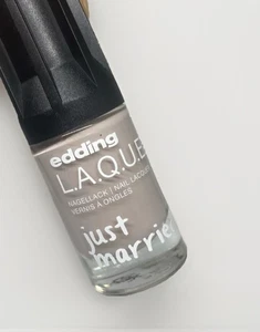 edding LAQUE L.A.Q.U.E. Nagellack 292 ENJOY THE RIDE grau hell 8 ml - Bild 1 von 4