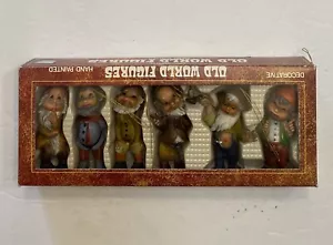 Ho Cheong Plastic Works Old World Hand Painted Figures No. 8016-6 - In Orig. Box - Picture 1 of 4