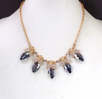 Collar Cristal Gris y Transparente con Ajustes Florales Forma Marquesa Cristales NUEVO Foto 1 de 4