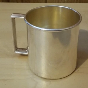 VINTAGE ROGERS 1881 SILVERPLATE BABY / CHILDS CUP #71300 1940's - Picture 1 of 4
