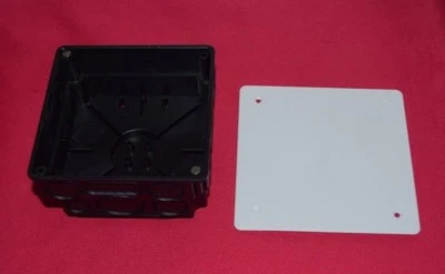  Kaiser Abzweigkasten m. Deckel 1095-01 Verteilerdose 107X107X57mm  - Bild 1 von 3