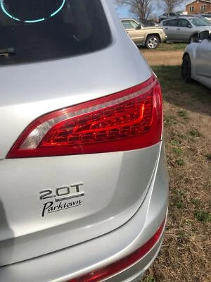 09 10 12 2011 Audi Q5 lente de montaje en puerta de pasajero trasero derecho 8R0945094B Foto 1 de 4