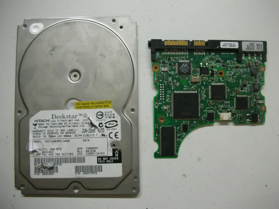 Electronics PCB Hitachi Deskstar 400gb HDS724040KLSA80 F 0A31282 01 SATA - Image 1 of 1