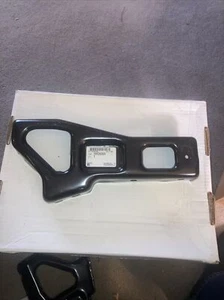 Bumper Bracket For 85-05 Chevy GMC Astro Safari PK37H8 - Picture 1 of 2