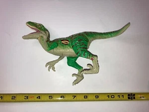 EUC 2015 Hasbro Jurassic World Velociraptor Dino Hybrid Raptor Growler Tested - Picture 1 of 2