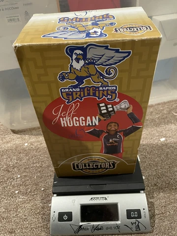 Jeff Hogan AUTOGRAPHED 2014 Grand Rapids Griffins Calder Cup figurine Cover