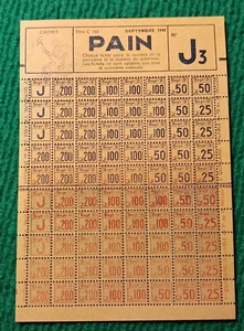 FEUILLE DE TICKETS DE RATIONNEMENT - 25, 50, 100, 200 gr PAIN - SEPTEMBRE 1941 - Foto 1 di 2