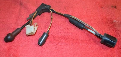 1975 1976 Ford Mustang II Pinto Bobcat НОВЫЙ ИЗ СТАРЫХ ЗАПАСОВ ПРОВОДКА РЕГУЛЯТОРА НАПРЯЖЕНИЯ ГЕНЕРАТОРА ПЕРЕМЕННОГО ТОКА - Изображение 1 из 4