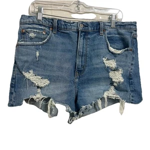 Abercrombie Fitch The Mom Short High Rise Denim Womens Size 32/ 14 Distressed - Picture 1 of 3
