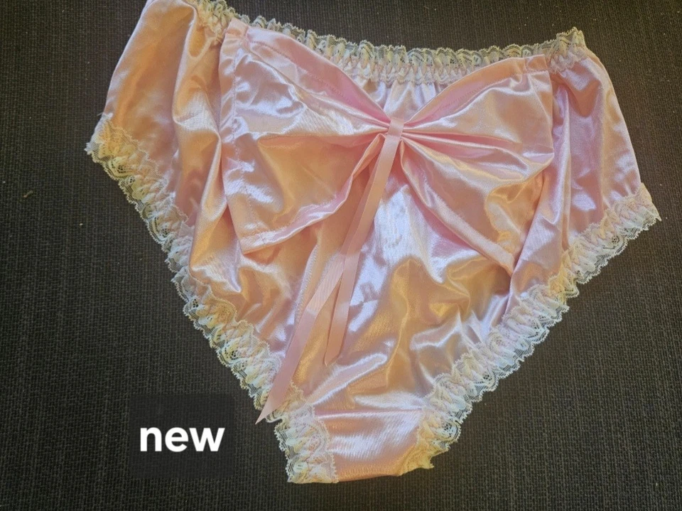 New Pink Satin Like Panty With Bow And White Lace Extra Large - Image 1 of 1
