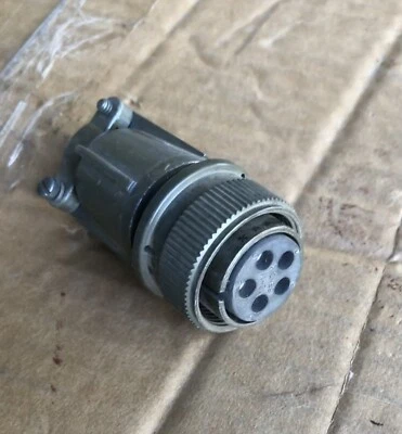 AMPHENOL AEROSPACE 5 Pin Circular Connector MS3106F18-11S