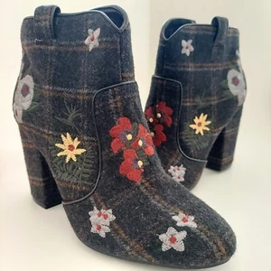 Indigo Rd Damenstiefel bestickt Größe 9,5 Flanell kariert Blumenmuster Blockabsatz - Bild 1 von 7