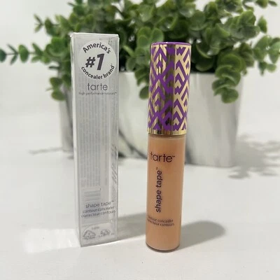 Corrector con cinta Tarte Shape - BEIGE CLARO 22B - 10 ml/0,33 fl oz Foto 1 de 3