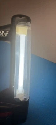 Luz de trabajo Craftsman 19,2 V 315,114073 - SOLO HERRAMIENTA - Probada y funcionando Foto 1 de 4